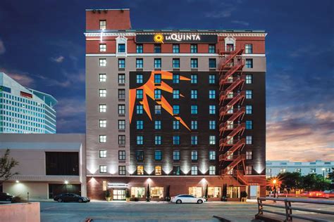 la quinta suites near me|la quinta inn downtown dallas.